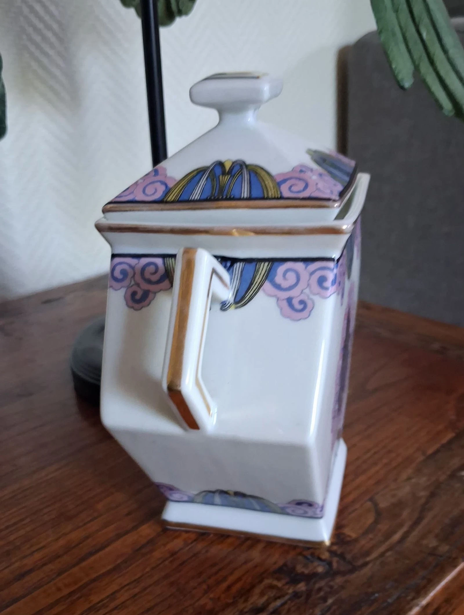 Raríssimo açucareiro Art Déco em porcelana com motivo fonte estilizada – Henri Delcourt, c. 1925 – photo 3